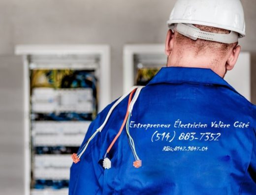 VALÈRE CÔTÉ ENTREPRENEUR ÉLECTRICIEN