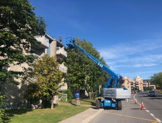 LES GOUTTIÈRES DE LAVAL