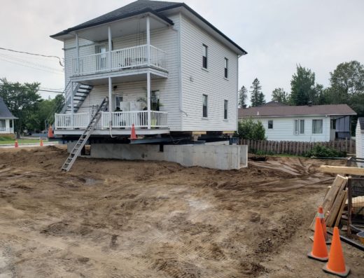 SOULEVEMENT ET DÉPLACEMENT DE BÂTIMENT MICHEL COUTU