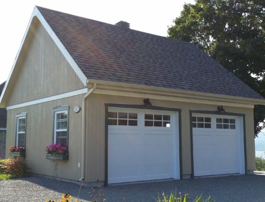 HABITATIONS HUGUETTE INC