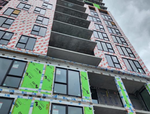 LES SYSTÈMES INTÉRIEURS PLJ CONSTRUCT-ART INC