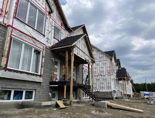 CONSTRUCTION ATYPIQUE <br/> 9426-6681 QUÉBEC INC
