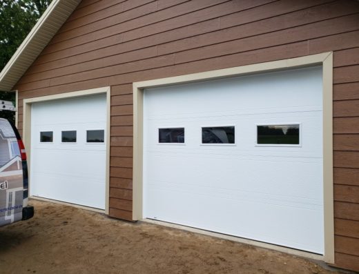 LES PORTES A POULIN INC