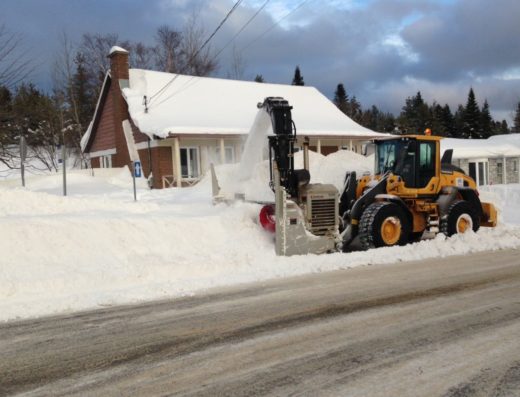 DÉNEIGEMENT LES ENTREPRISES TMJ INC