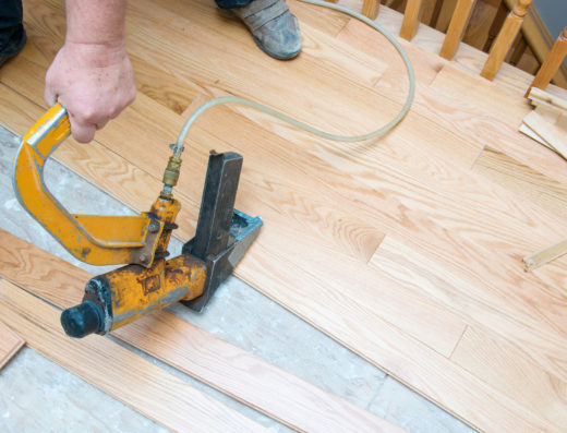 COUVRE-PLANCHER VIZAGO INC