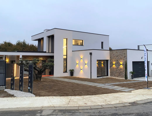LES CONSTRUCTIONS C.V.J. INC