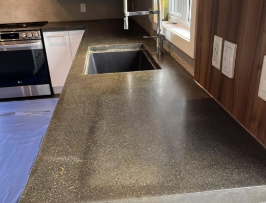 LES SURFACES S.G. INC