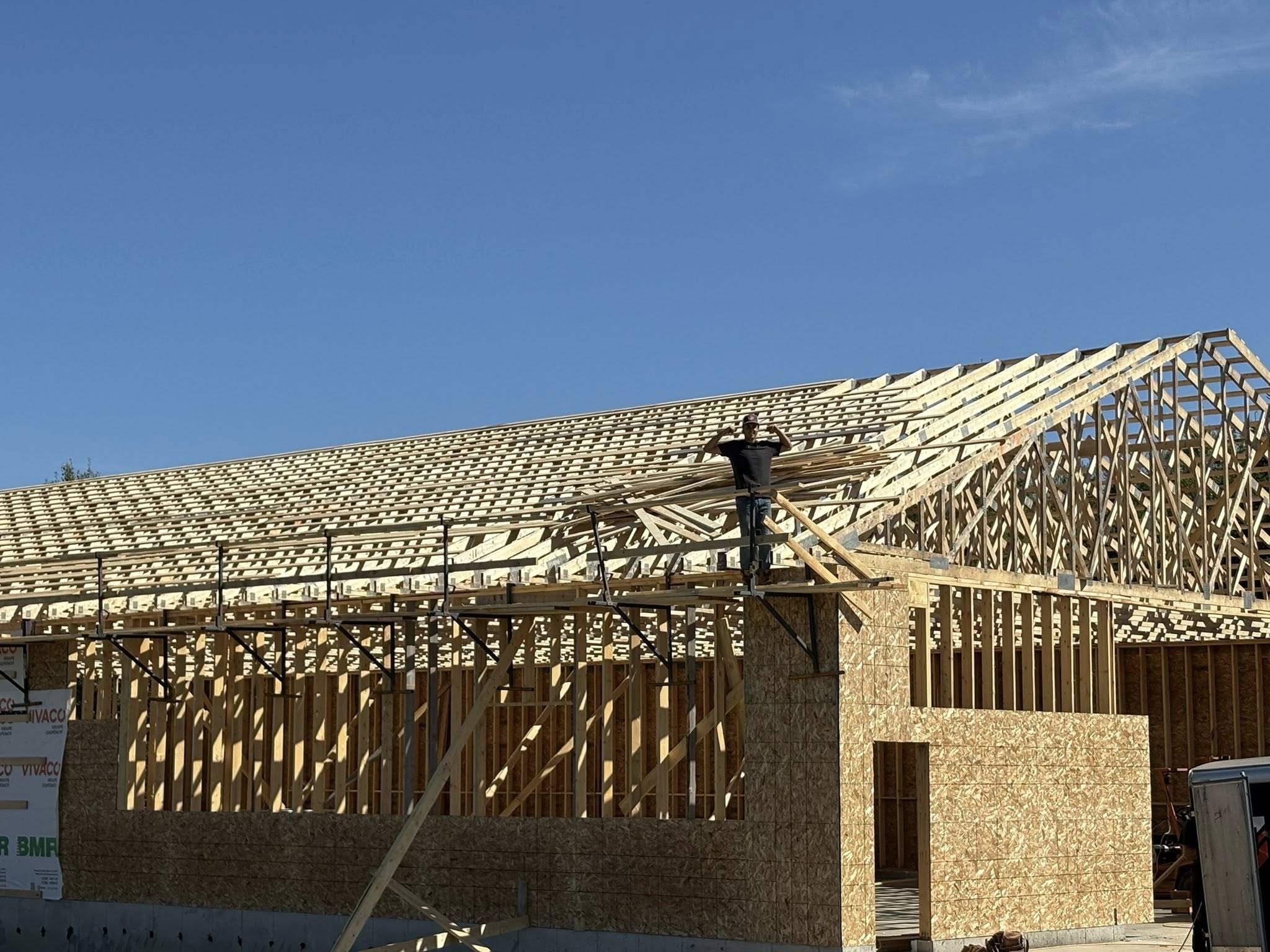 LES CONSTRUCTIONS J.M. PERFECTION INC